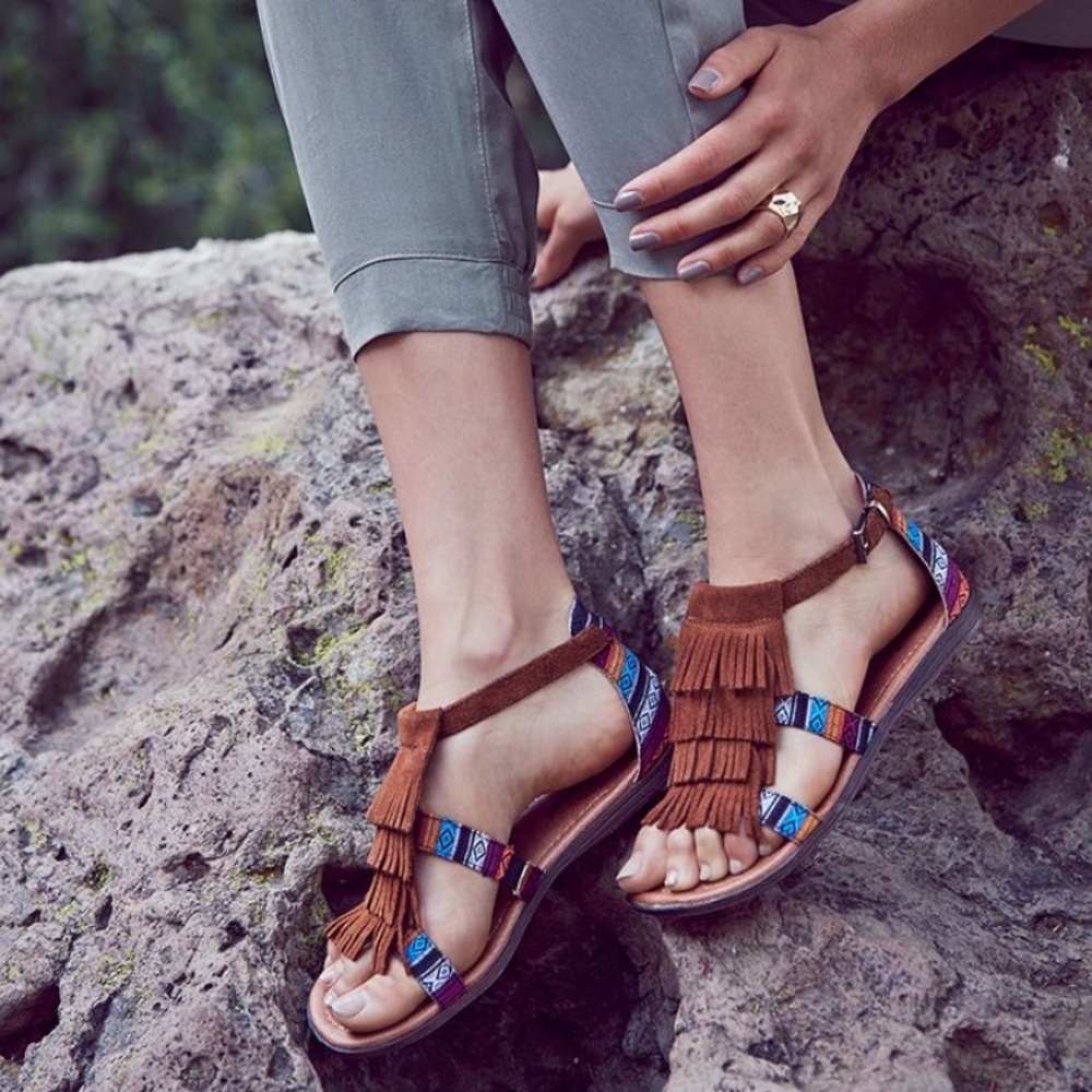 Minnetonka Maui Sandals